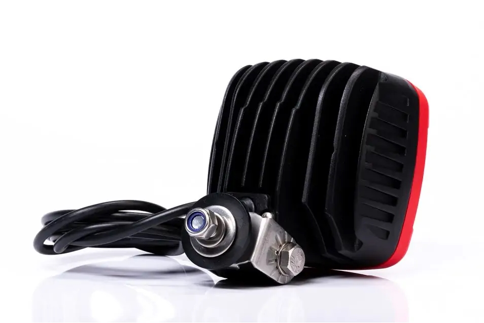 Купить светодиодная фара рабочего света fristom ft-360 led с широким световым потоком по цене 10 020 р.. Низкие цены. Большой выбор. Доставка по всей России. Интернет-магазин в Москве. Только положительные отзывы!