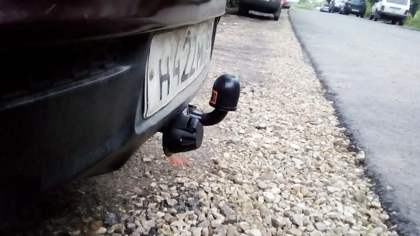 Купить фаркоп lada granta седан/лифтбек, kalina седан/универсал/cross / 2117 универсал / 2118 седан (до 2013 г) / 2190 2004-03/2016 - vaz-61 avtos по цене 4 636 р. Низкие цены. Большой выбор. Доставка по всей России. Интернет-магазин в Москве. Только положительные отзывы!