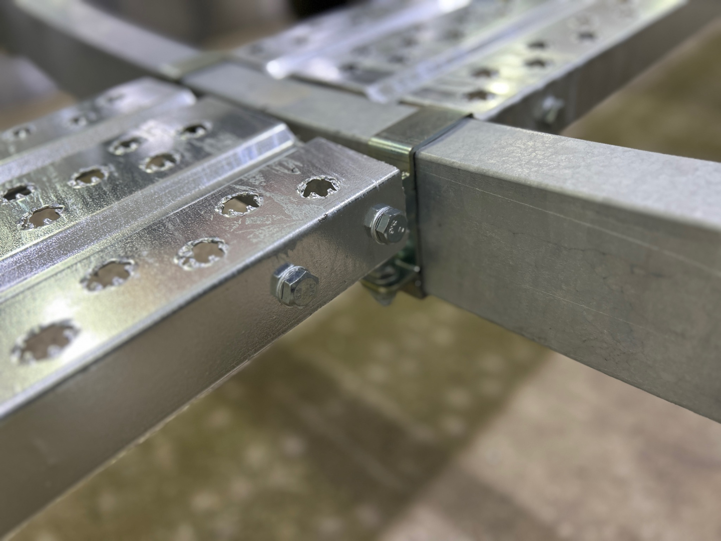 Купить трап для лодочного прицепа мзса 81771c.101/81771d.101 практик (передняя часть 1220 мм) по цене 9 500 р.. Низкие цены. Большой выбор. Доставка по всей России. Интернет-магазин в Москве. Только положительные отзывы!