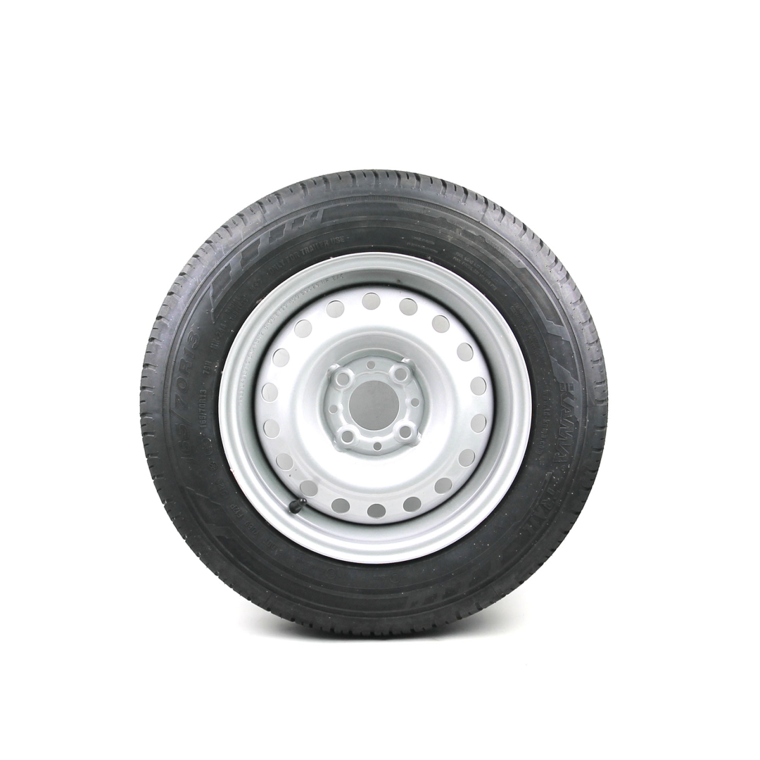 Купить колесо прицепа 165/70r13 кама нк-244 79n с диском trebl 42b29c 5x13 4x98 et29 d60.1 silver по цене 0 р.. Низкие цены. Большой выбор. Доставка по всей России. Интернет-магазин в Москве. Только положительные отзывы!
