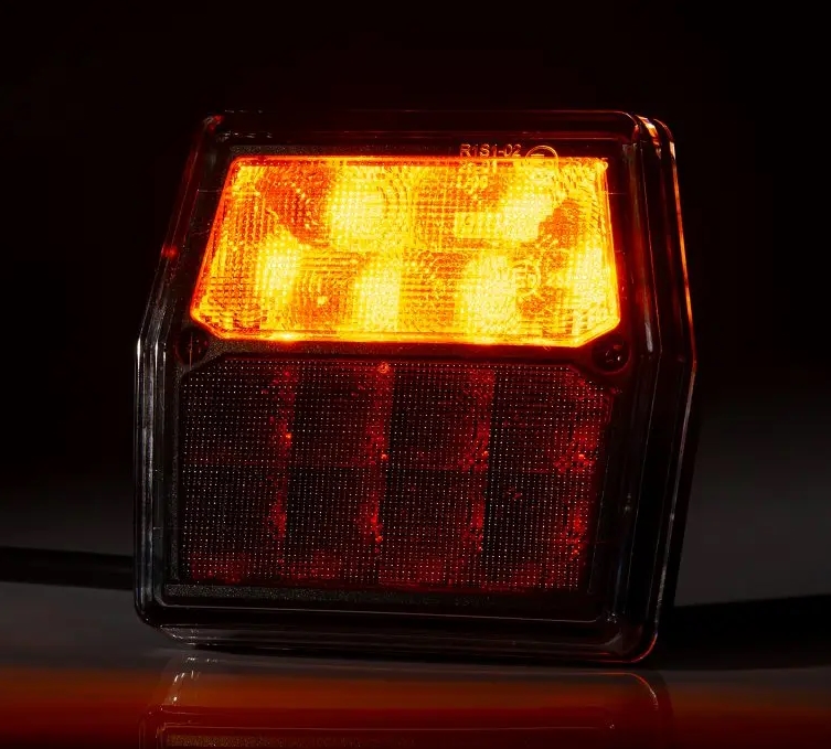 Купить фонарь на прицеп задний fristom ft-222 led bajonet 3-функциональный светодиодный по цене . Низкие цены. Большой выбор. Доставка по всей России. Интернет-магазин в Москве. Только положительные отзывы!
