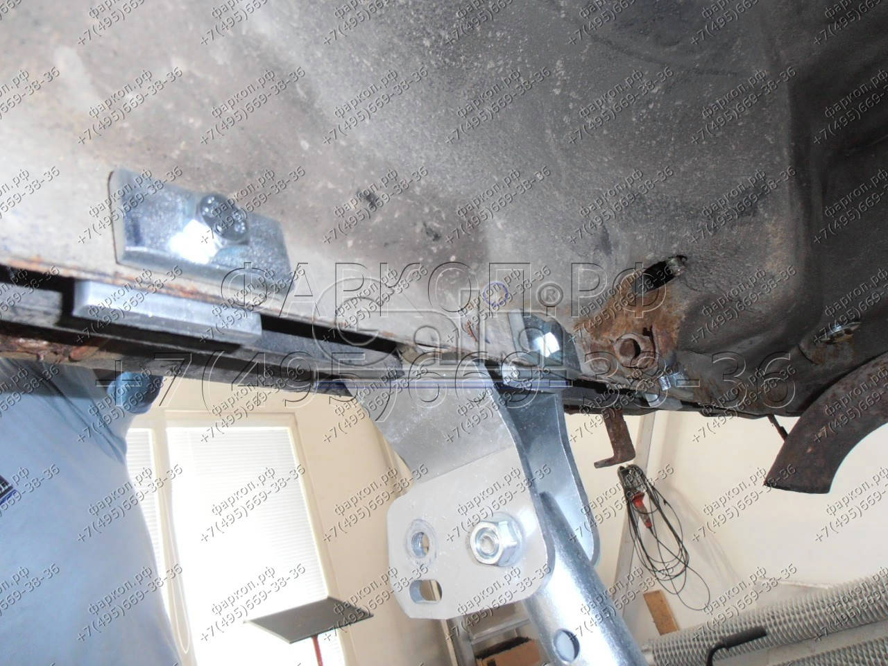 Купить фаркоп kia carnival 1999-2006 - k018c galia по цене  Низкие цены. Большой выбор. Доставка по всей России. Интернет-магазин в Москве. Только положительные отзывы!