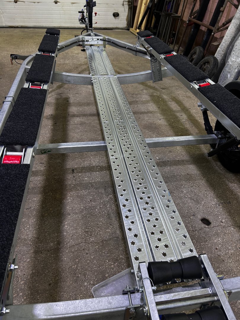 Купить трап для лодочного прицепа мзса 81771c.101/81771d.101 практик (передняя часть 1220 мм) по цене 9 500 р.. Низкие цены. Большой выбор. Доставка по всей России. Интернет-магазин в Москве. Только положительные отзывы!