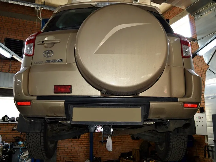 Купить фаркоп toyota rav4 2006-2013 - t058c galia по цене 29 844 р. Низкие цены. Большой выбор. Доставка по всей России. Интернет-магазин в Москве. Только положительные отзывы!